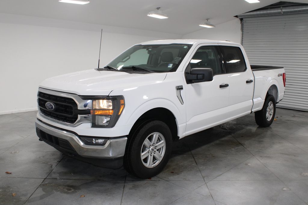 2023 Ford F-150 XLT photo 3