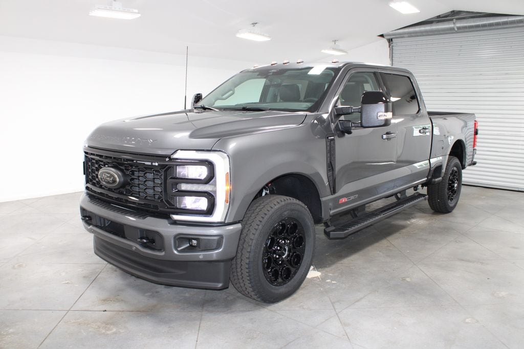 New 2026 Ford F-350SD Lariat Truck