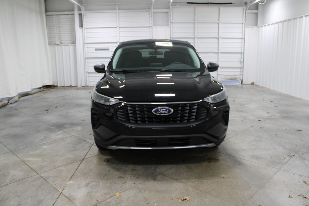 2025 Ford Escape Active photo 2