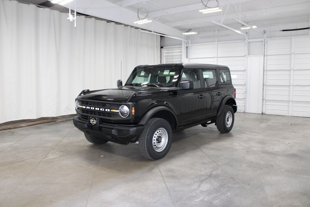 New 2025 Ford Bronco Base SUV