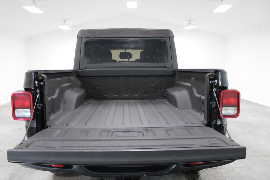 2021 Jeep Gladiator Rubicon - Photo 16