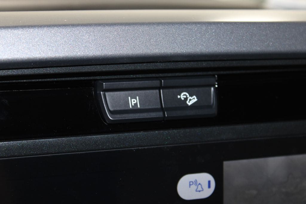 2025 Ford F-150 XLT - Photo 55