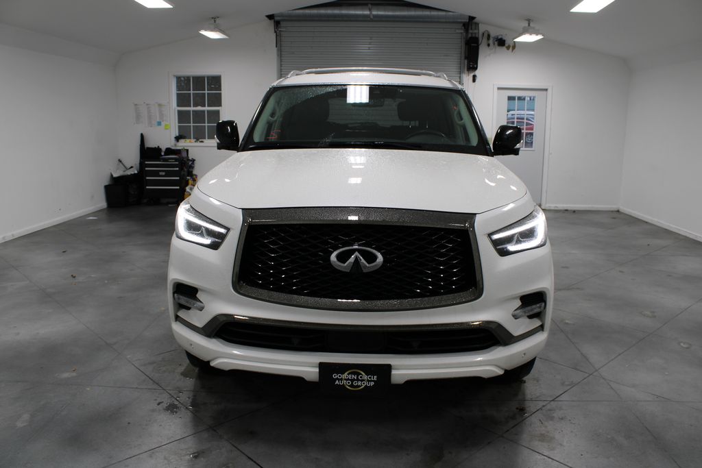 2023 Infiniti QX80 Premium Select photo 2