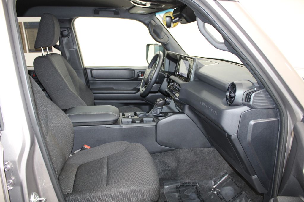 2025 Toyota Land Cruiser 26