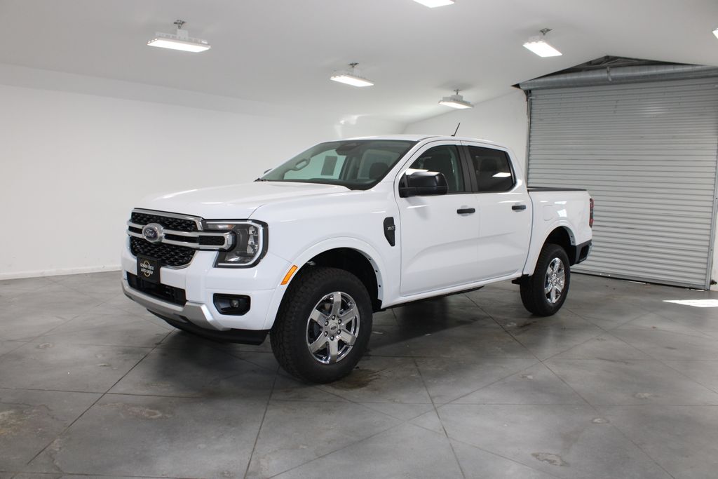 2025 Ford Ranger XLT photo 2