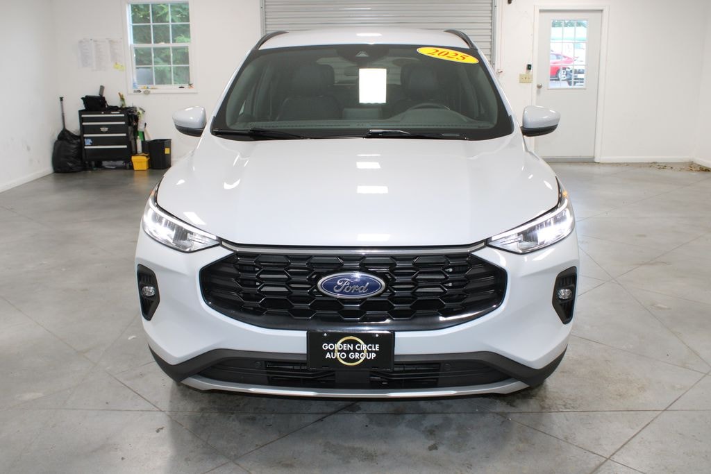 Used 2025 Ford Escape Hybrid ST-Line Select SUV