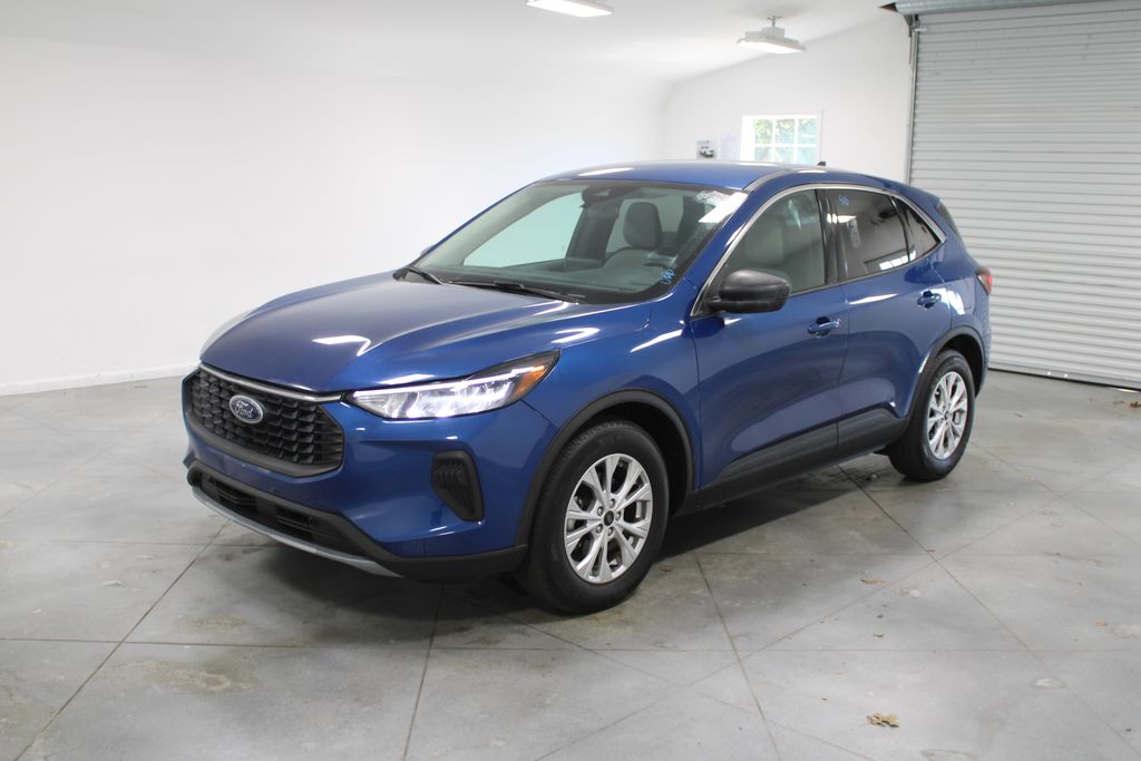 2023 Ford Escape Active photo 3