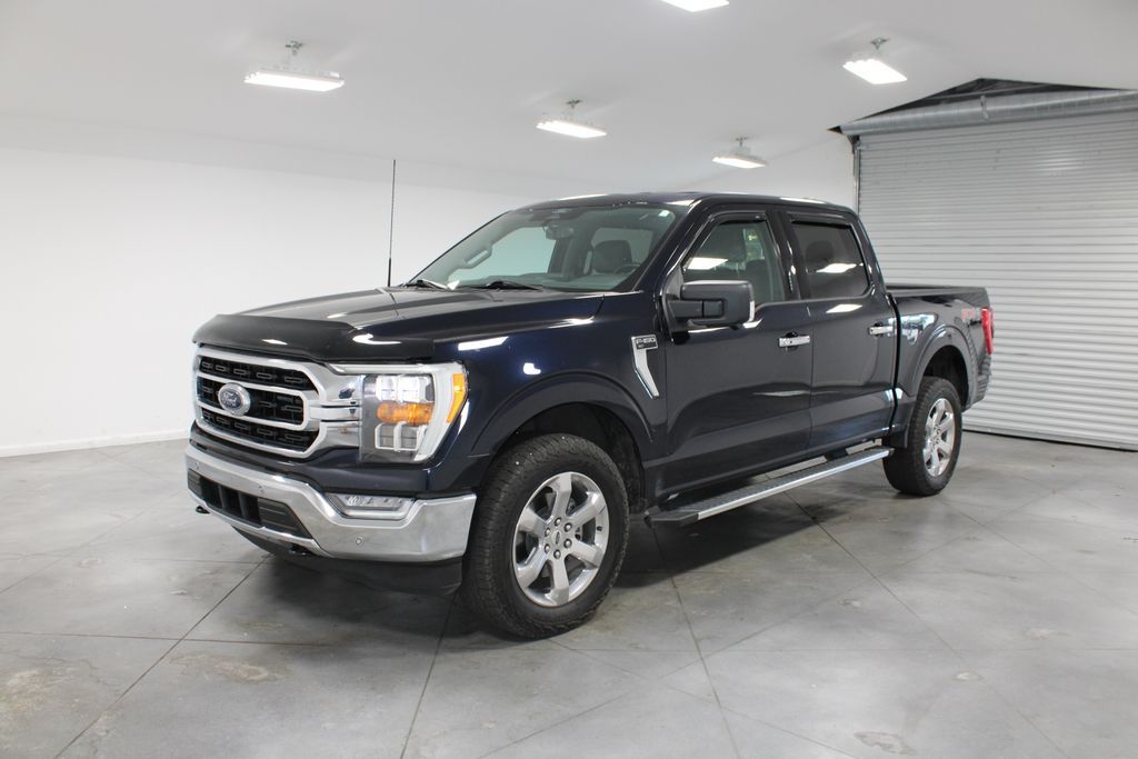 2022 Ford F-150 XLT photo 2