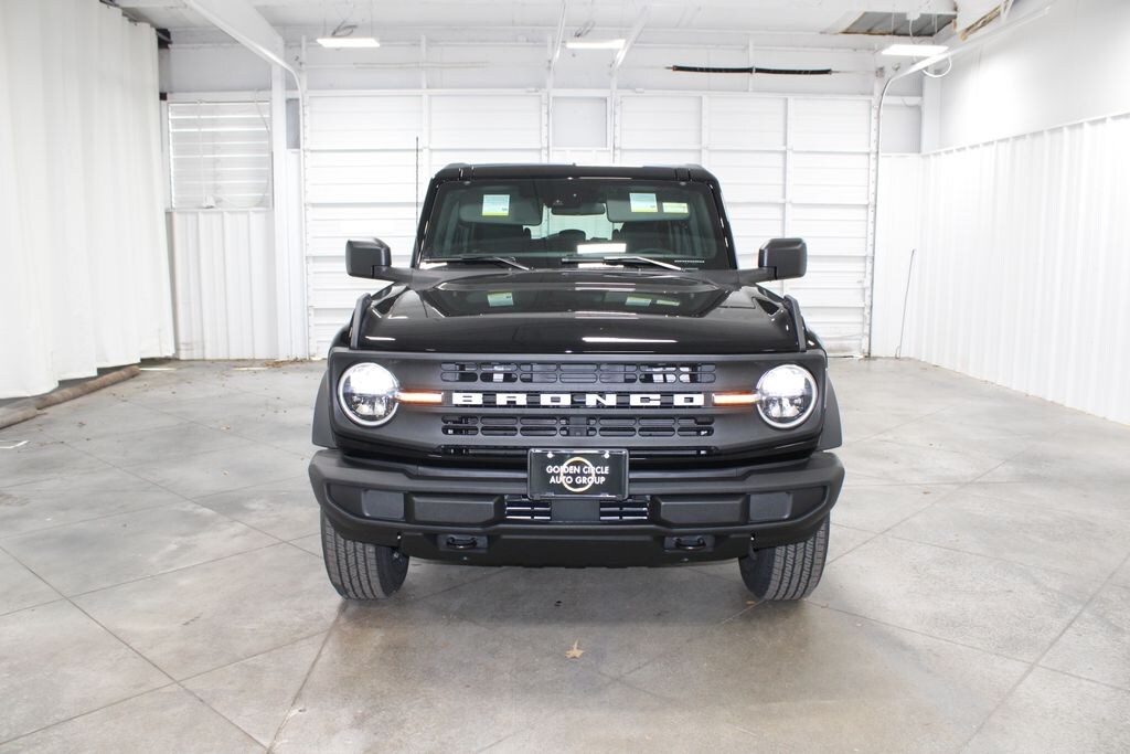 New 2025 Ford Bronco Base SUV