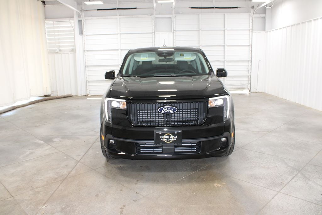 New 2026 Ford Maverick Lobo Standard Truck