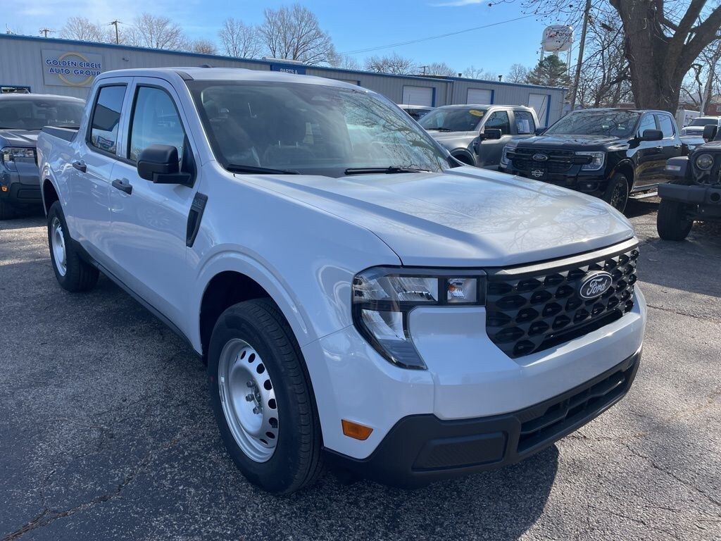New 2025 Ford Maverick XL Truck