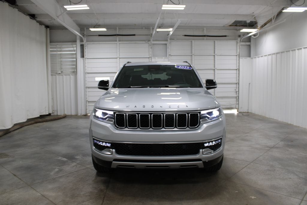 Used 2025 Jeep Wagoneer Series II SUV