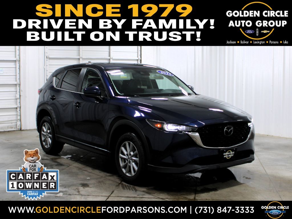 2023 Mazda CX-5 S Preferred package Auto AWD's photo