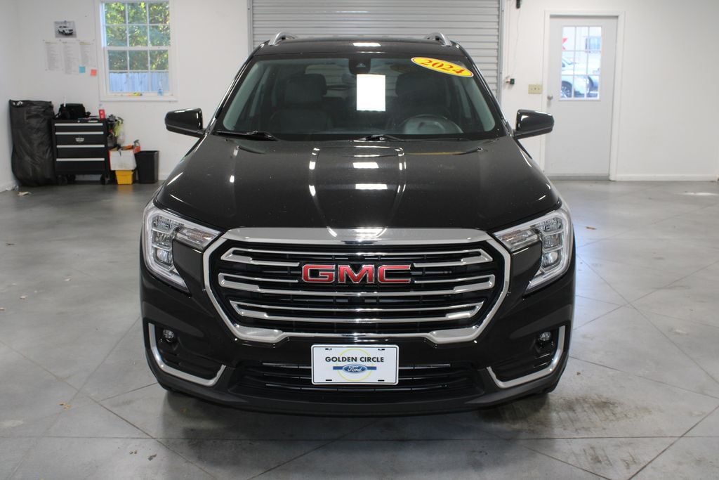 Used 2024 GMC Terrain SLT SUV