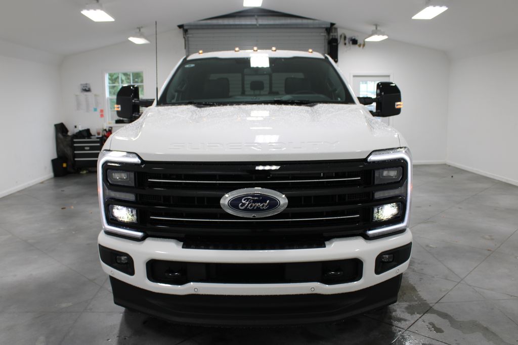 2026 Ford F-250 Super Duty Platinum - Photo 2