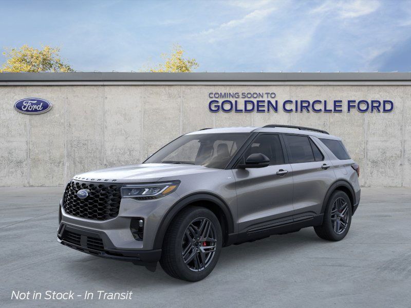 2025 Ford Explorer ST-Line photo 2