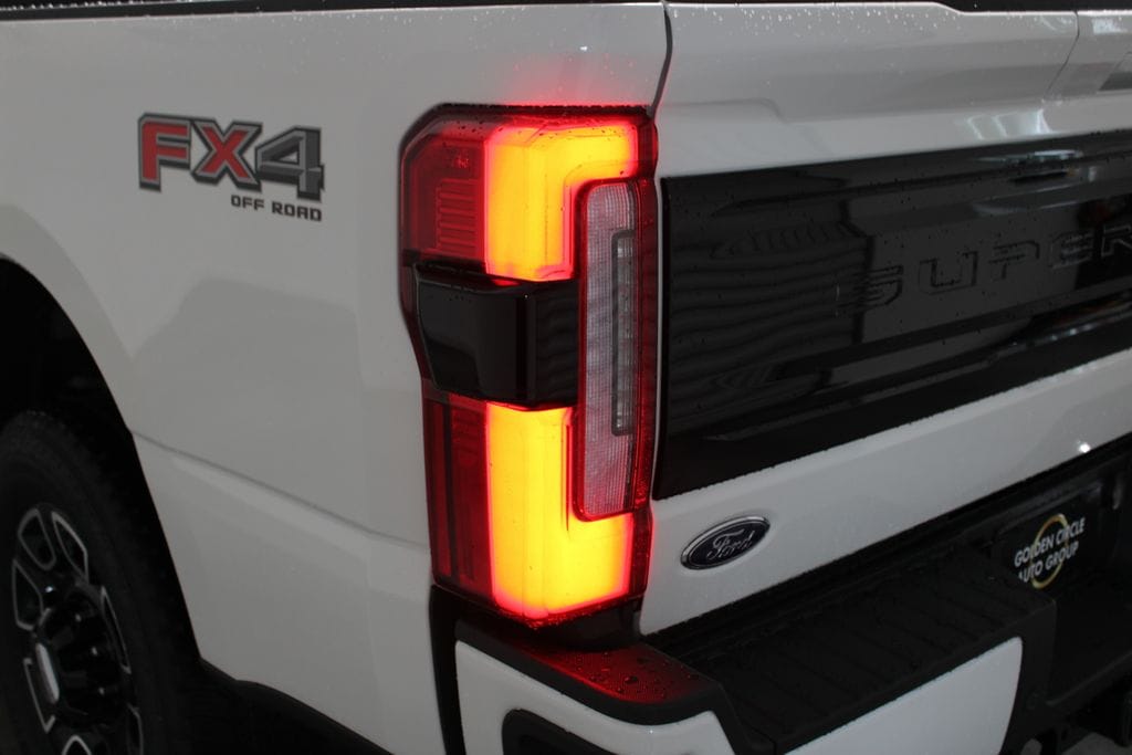 2026 Ford F-250 Super Duty Platinum - Photo 71