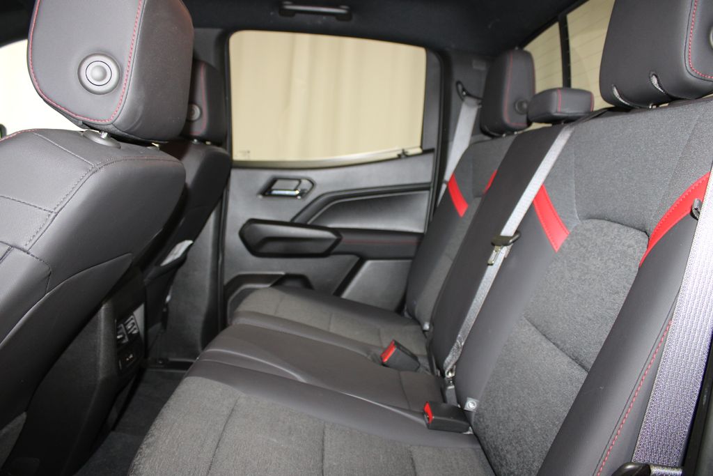 2024 Chevrolet Colorado Z71 - Photo 19