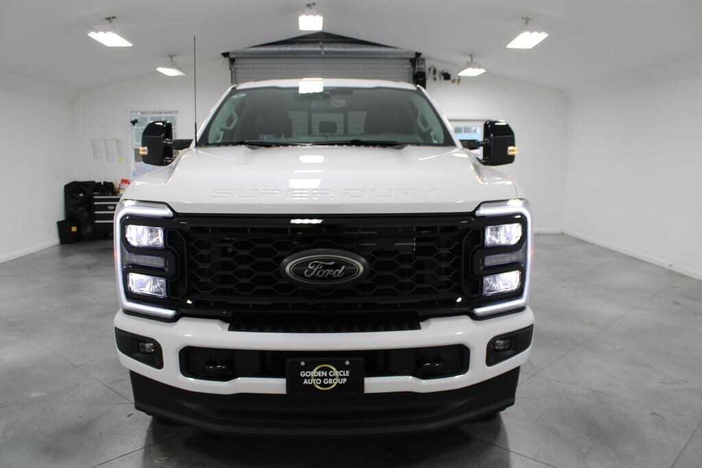 New 2026 Ford F-250SD Lariat Truck
