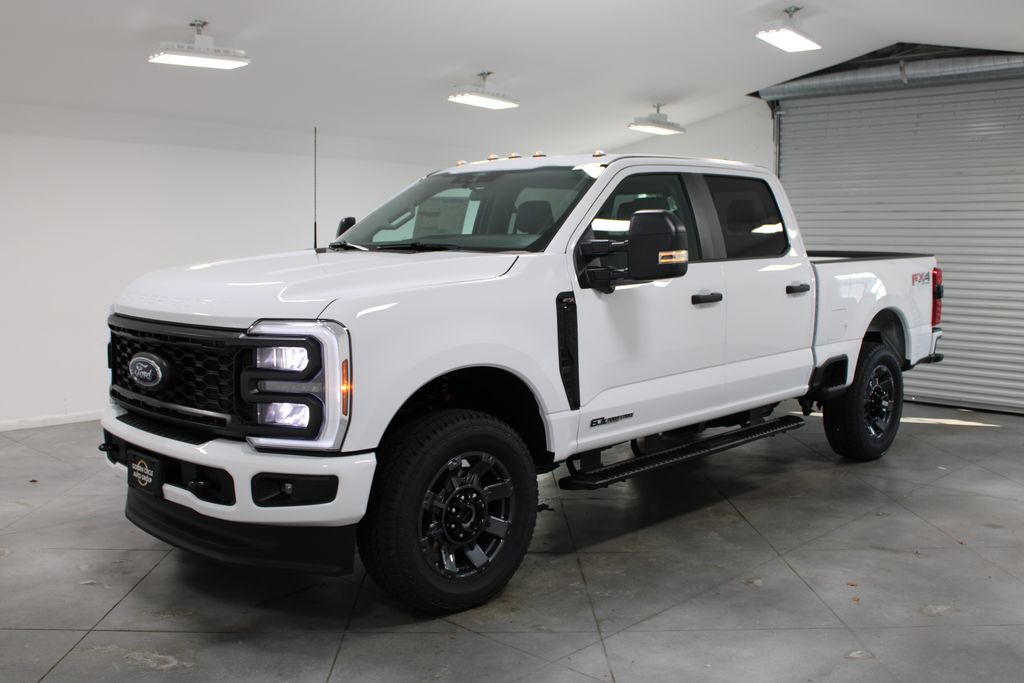 2026 Ford F-250 photo 3