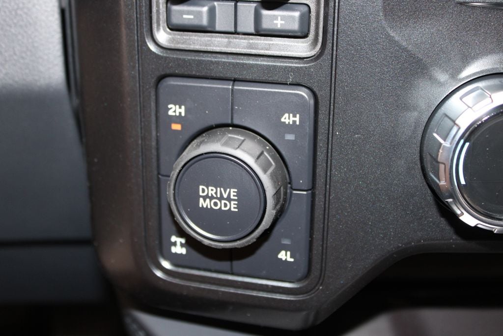 2026 Ford F-250 Super Duty Platinum - Photo 52
