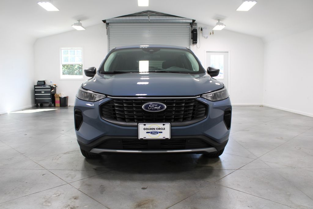2025 Ford Escape Active photo 2