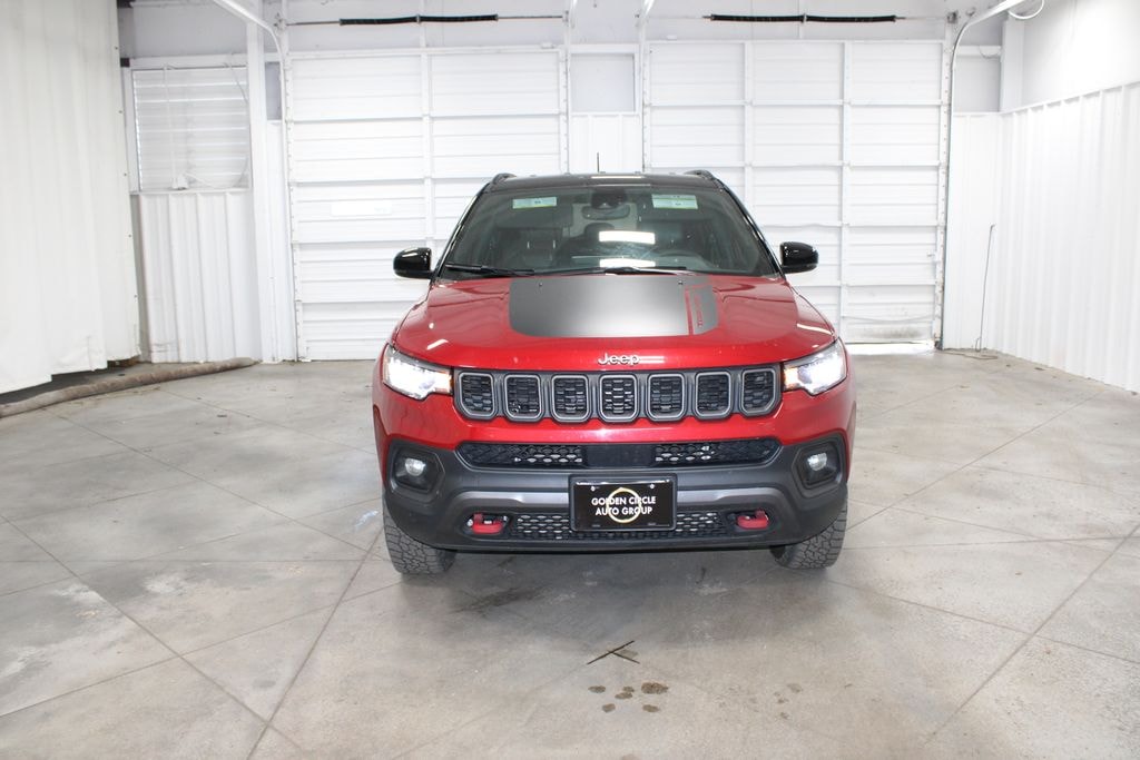 Used 2025 Jeep Compass Trailhawk SUV