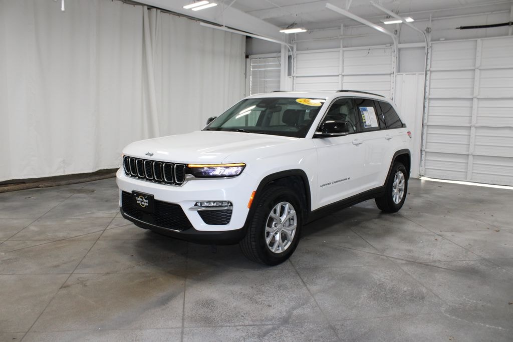 Used 2023 Jeep Grand Cherokee Limited SUV