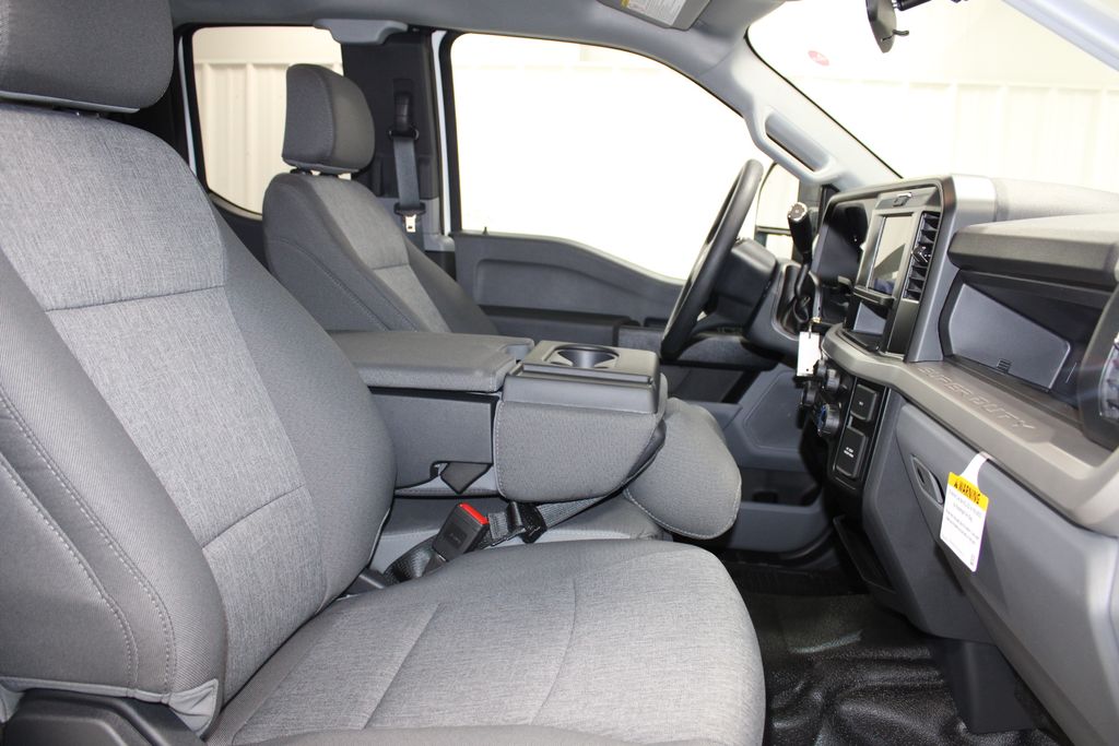 2026 Ford F-350 Super Duty XL - Photo 27