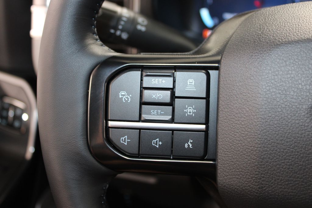 2026 Ford F-250 Super Duty Platinum - Photo 40
