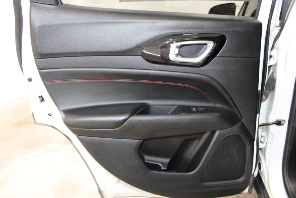 2025 Jeep Compass Trailhawk - Photo 23