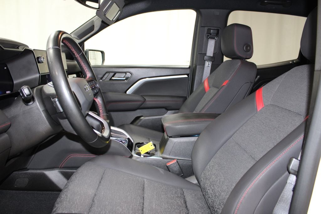 2024 Chevrolet Colorado Z71 - Photo 14