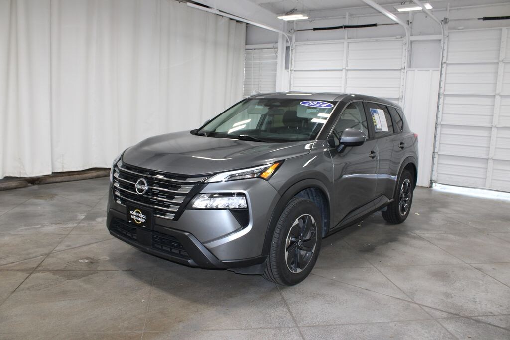 Used 2024 Nissan Rogue SV SUV