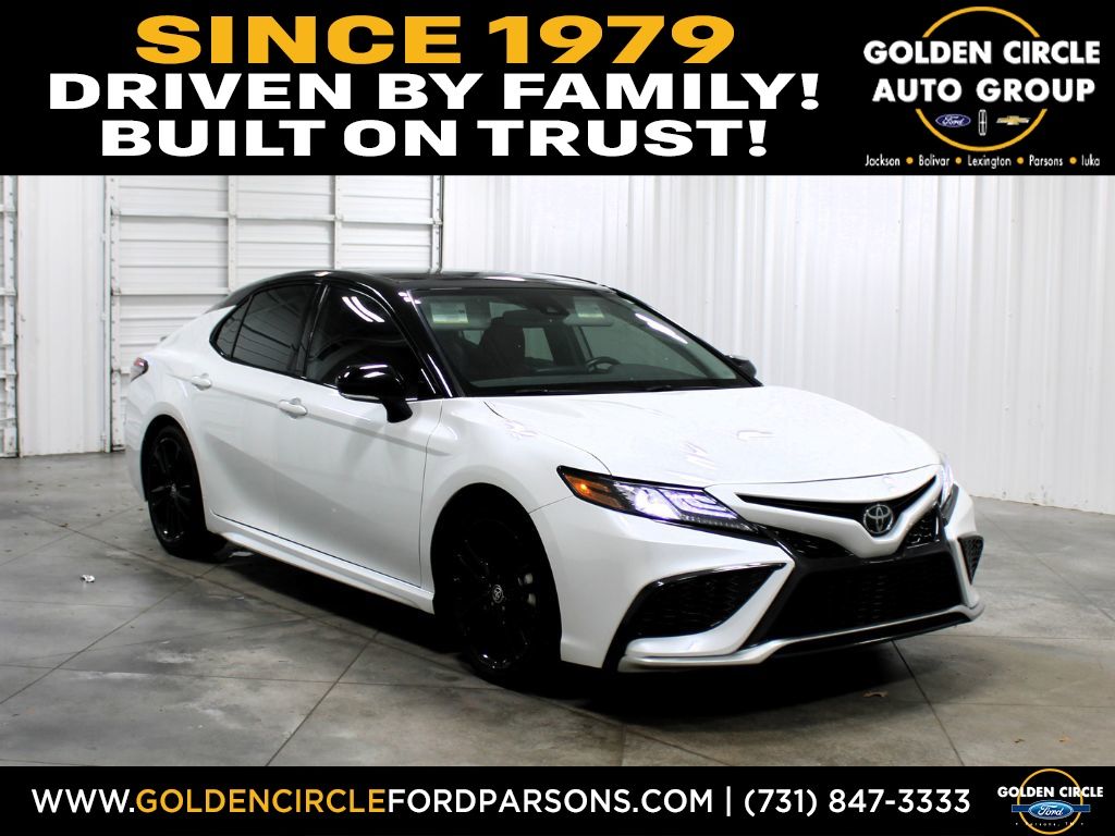 2023 Toyota Camry XSE's photo