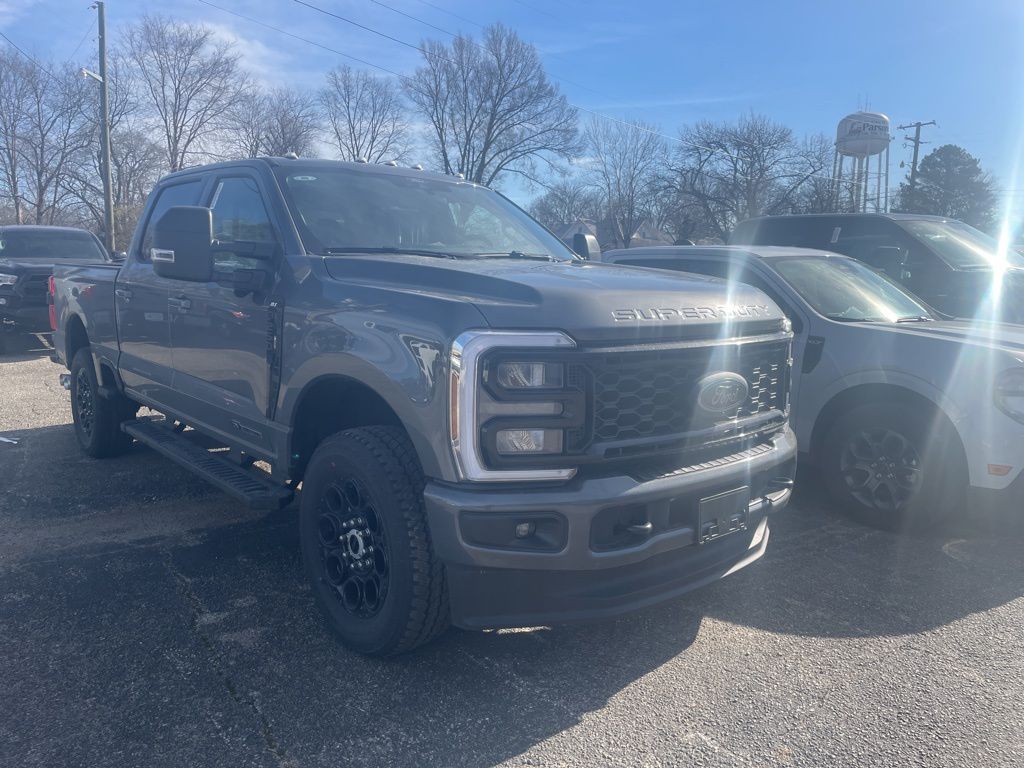 2026 Ford F-250 Super Duty XLT's photo