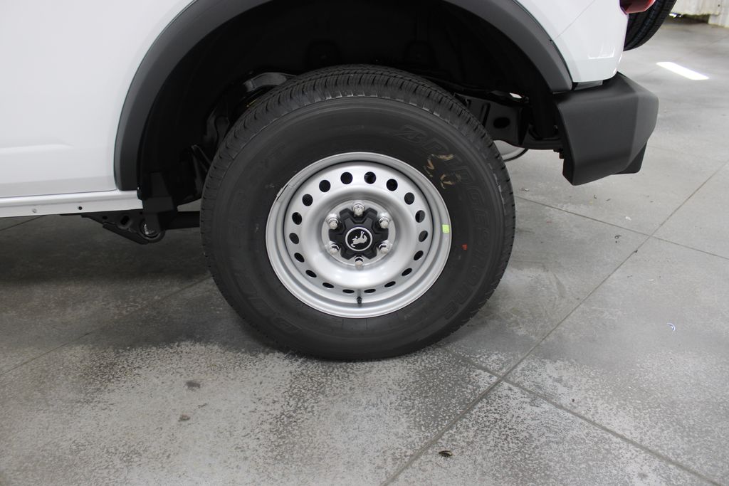 2025 Ford Bronco 4-Door Base - Photo 28