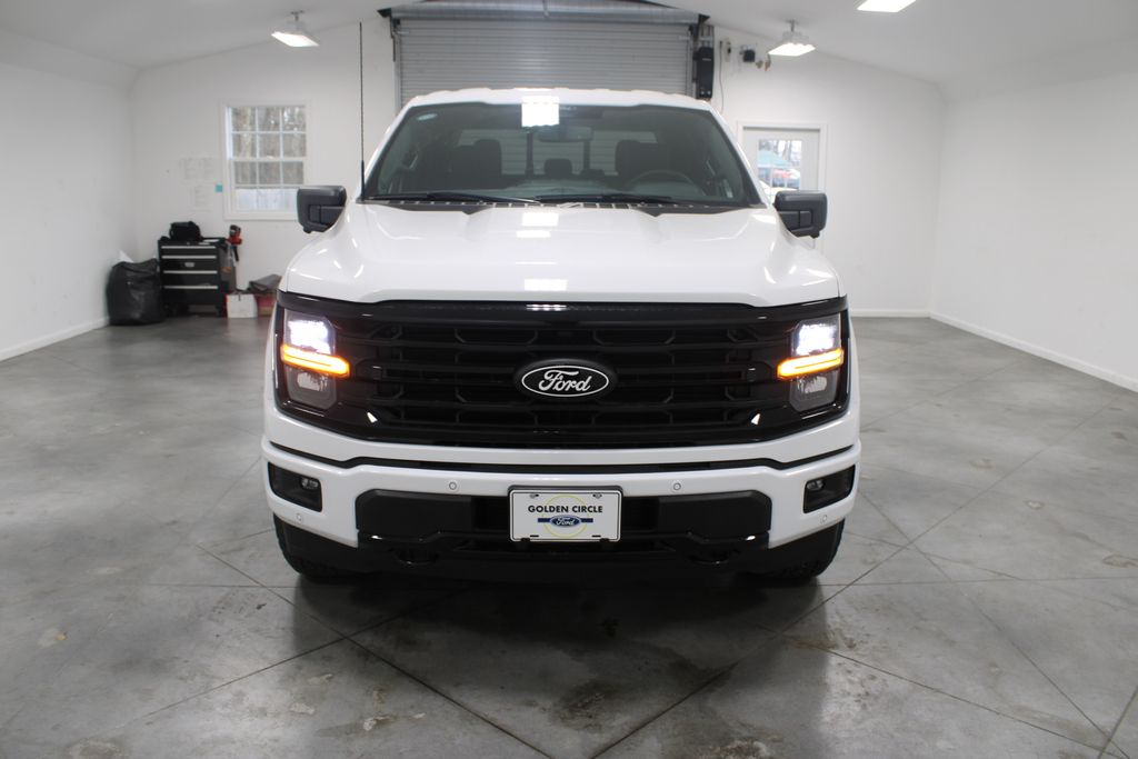 2025 Ford F-150 XLT photo 2