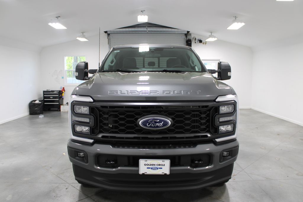 2025 Ford F-250 XL photo 2