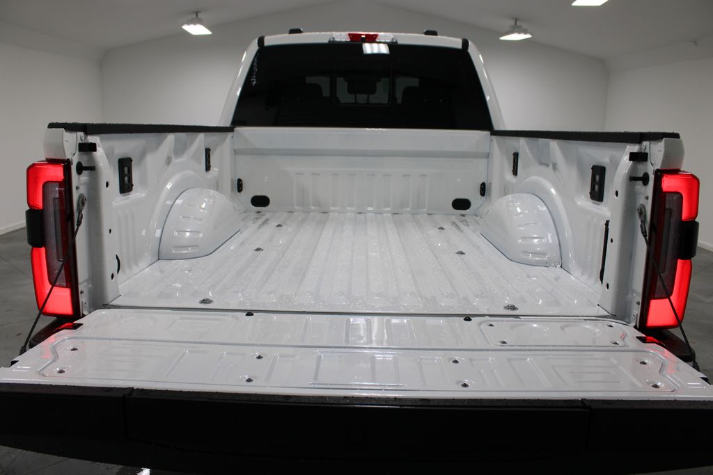 2026 Ford F-250 Super Duty Platinum - Photo 21