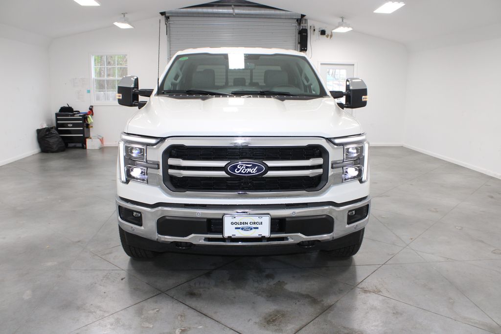 2025 Ford F-150 Lariat photo 2