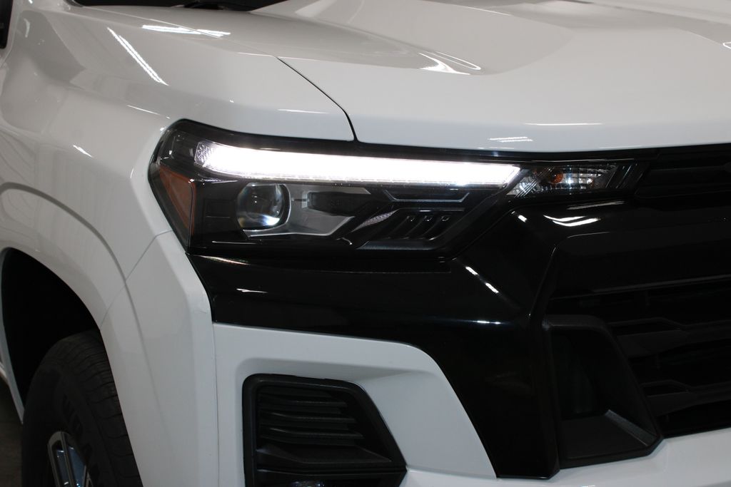 2024 Chevrolet Colorado Z71 - Photo 12