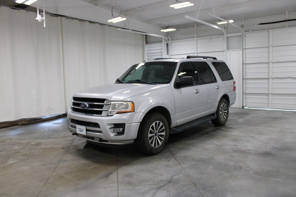2017 Ford Expedition XLT photo 3