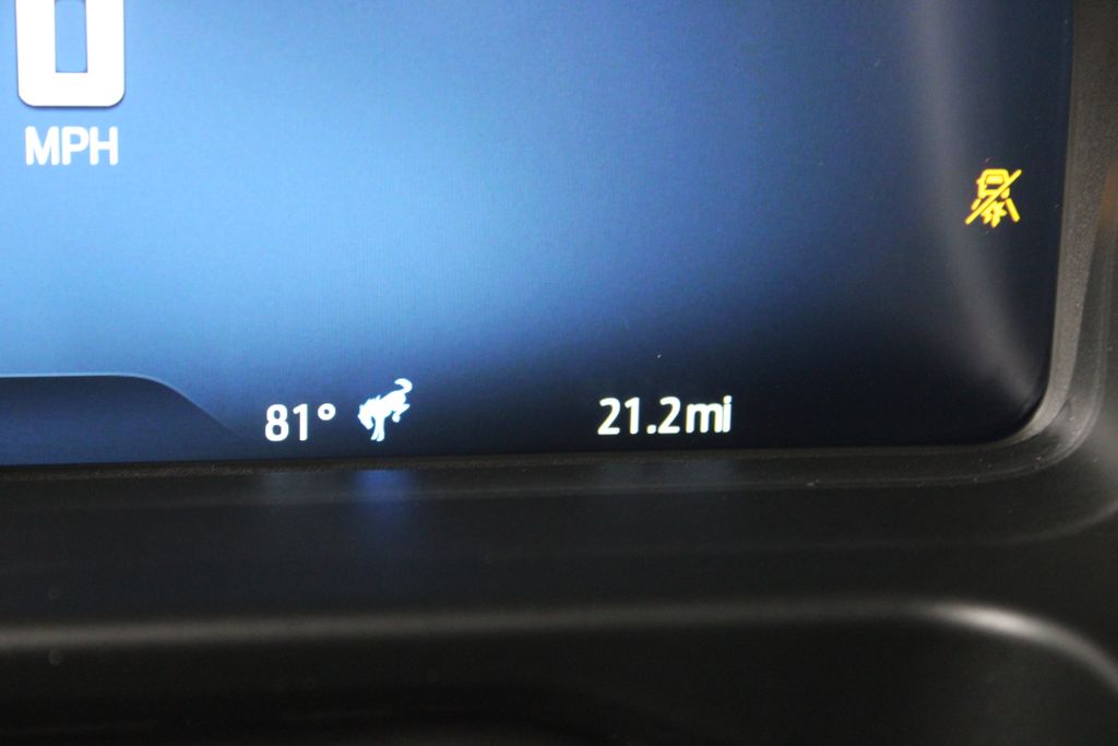 2025 Ford Bronco 4-Door Base - Photo 32