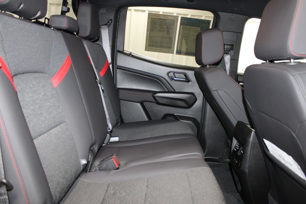 2024 Chevrolet Colorado Z71 - Photo 29