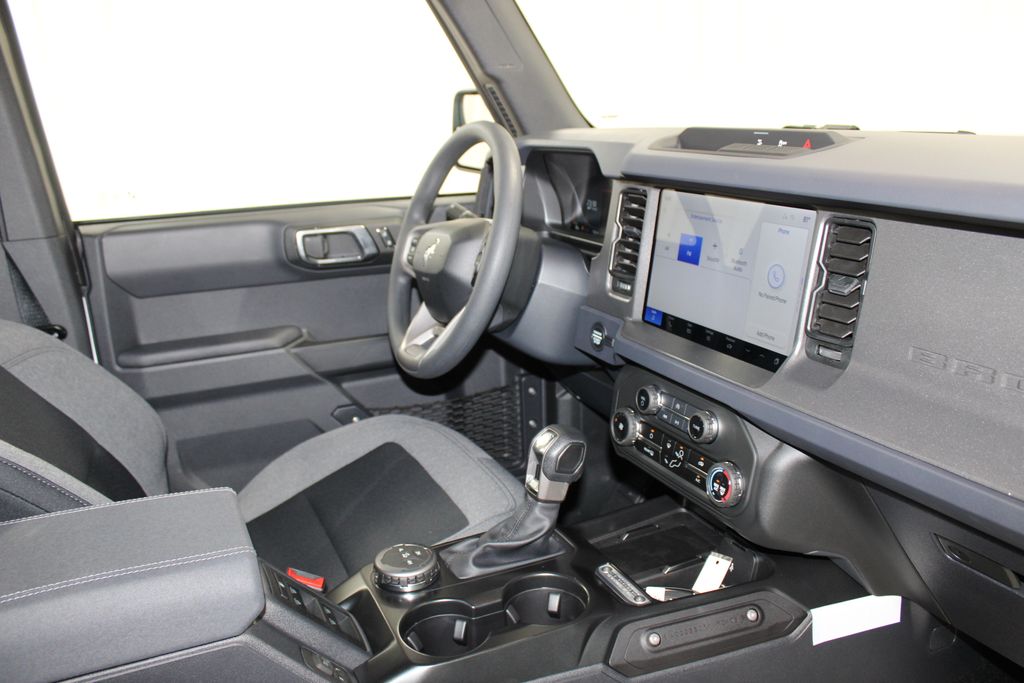 2025 Ford Bronco 4-Door Base - Photo 25
