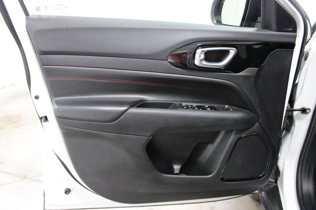 2025 Jeep Compass Trailhawk - Photo 19