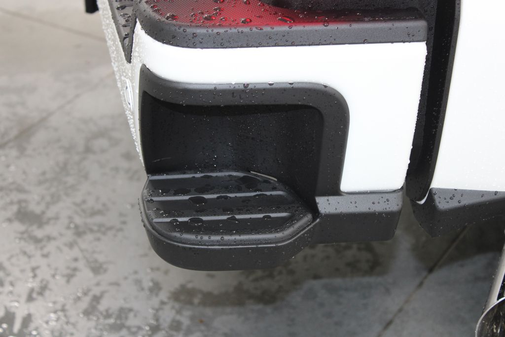 2026 Ford F-250 Super Duty Platinum - Photo 16