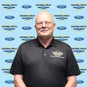 Staff member Henry Loggins from de6694c01c07