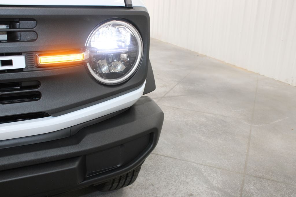 2025 Ford Bronco 4-Door Base - Photo 12