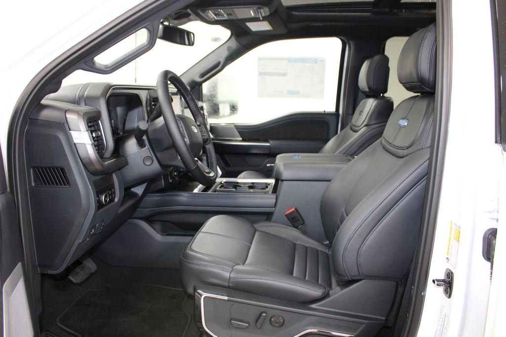 2026 Ford F-250 Super Duty Platinum - Photo 27
